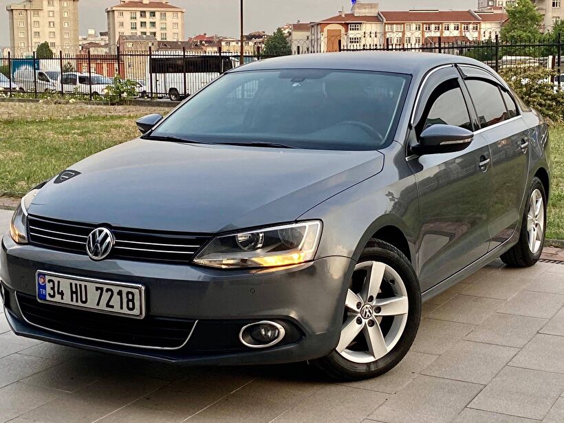 2013 Dizel Otomatik Volkswagen Jetta Gri Polat Araç Dizayn Otomotiv İnşaat Sanayi Ve Ticaret Limited Şirketi