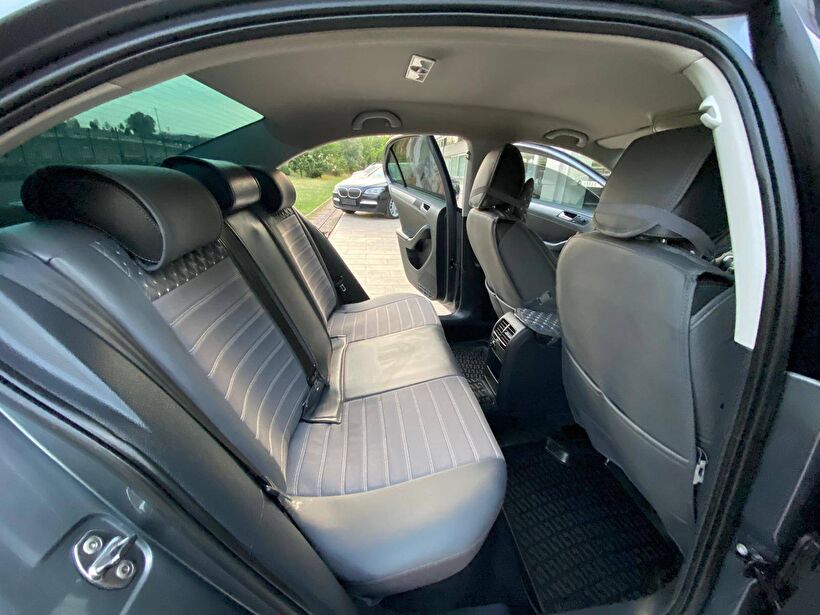 2013 Dizel Otomatik Volkswagen Jetta Gri Polat Araç Dizayn Otomotiv İnşaat Sanayi Ve Ticaret Limited Şirketi