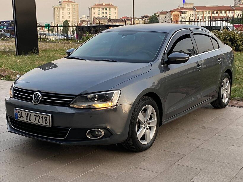2013 Dizel Otomatik Volkswagen Jetta Gri Polat Araç Dizayn Otomotiv İnşaat Sanayi Ve Ticaret Limited Şirketi