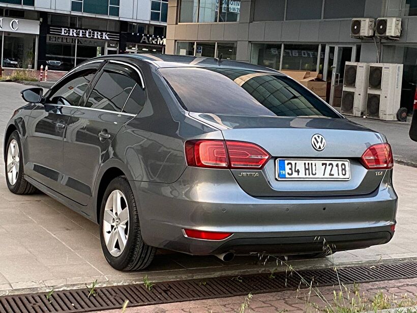 2013 Dizel Otomatik Volkswagen Jetta Gri Polat Araç Dizayn Otomotiv İnşaat Sanayi Ve Ticaret Limited Şirketi