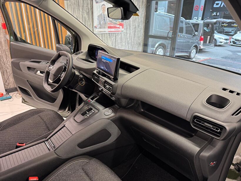 2024 Dizel Otomatik Peugeot Rifter Yeşil Polat Araç Dizayn Otomotiv İnşaat Sanayi Ve Ticaret Limited Şirketi