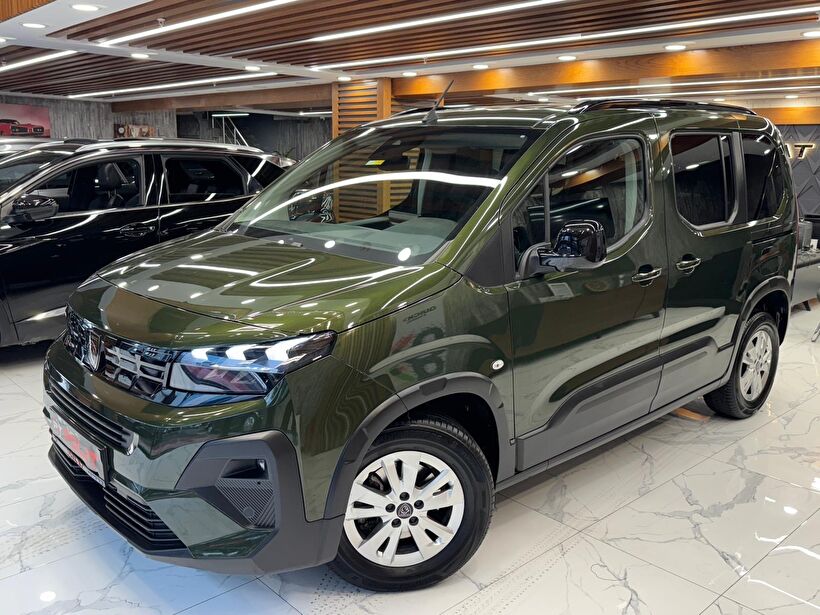 2024 Dizel Otomatik Peugeot Rifter Yeşil Polat Araç Dizayn Otomotiv İnşaat Sanayi Ve Ticaret Limited Şirketi