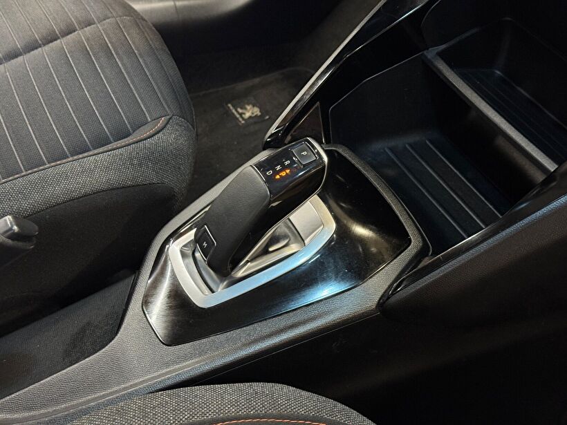 2021 Dizel Otomatik Peugeot 208 Sarı Polat Araç Dizayn Otomotiv İnşaat Sanayi Ve Ticaret Limited Şirketi