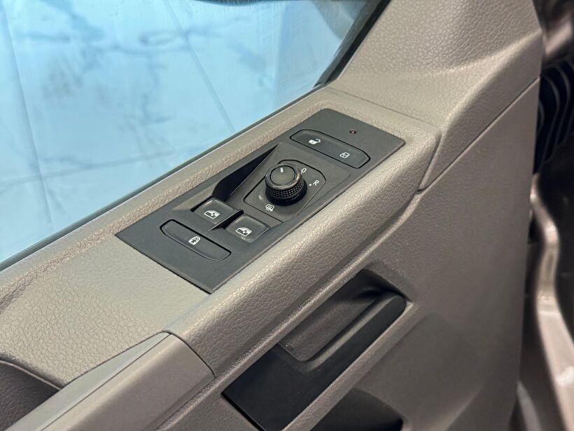 2022 Dizel Manuel Volkswagen Transporter Sarı Polat Araç Dizayn Otomotiv İnşaat Sanayi Ve Ticaret Limited Şirketi