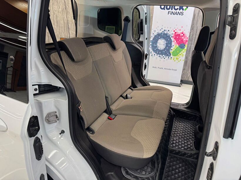 2023 Benzin Manuel Ford Tourneo Courier Beyaz Polat Araç Dizayn Otomotiv İnşaat Sanayi Ve Ticaret Limited Şirketi