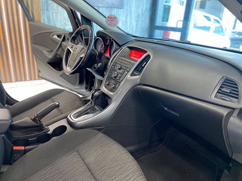 2017 Dizel Otomatik Opel Astra Siyah Polat Araç Dizayn Otomotiv İnşaat Sanayi Ve Ticaret Limited Şirketi