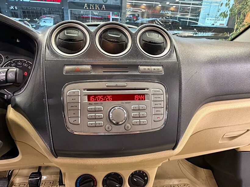 2013 Dizel Manuel Ford Tourneo Connect Gri Polat Araç Dizayn Otomotiv İnşaat Sanayi Ve Ticaret Limited Şirketi