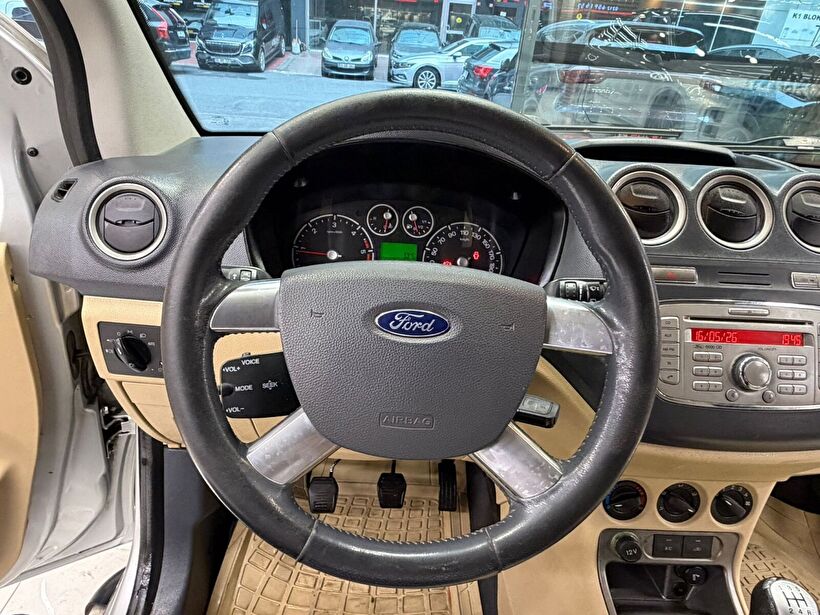 2013 Dizel Manuel Ford Tourneo Connect Gri Polat Araç Dizayn Otomotiv İnşaat Sanayi Ve Ticaret Limited Şirketi