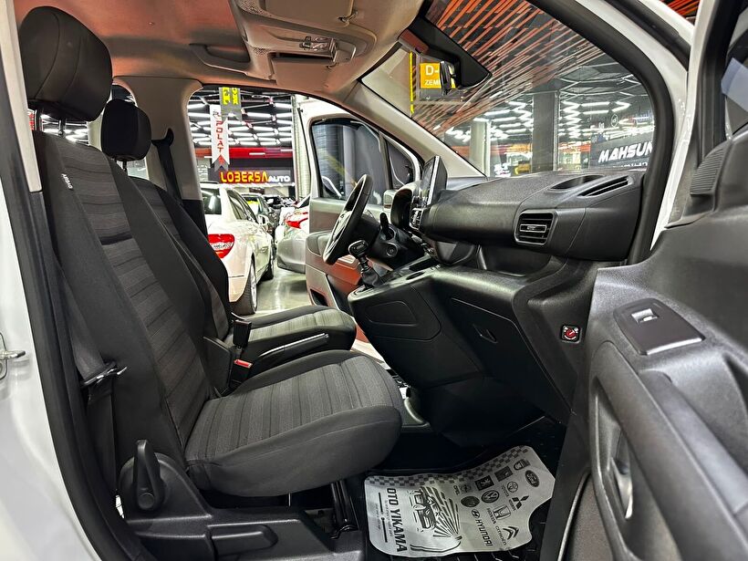 2023 Dizel Manuel Opel Combo Life Beyaz Polat Araç Dizayn Otomotiv İnşaat Sanayi Ve Ticaret Limited Şirketi