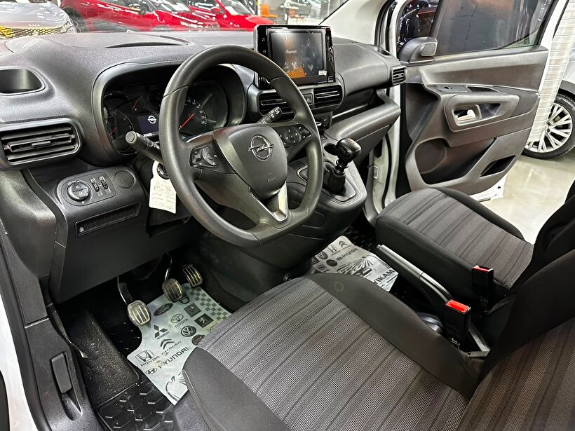 2023 Dizel Manuel Opel Combo Life Beyaz Polat Araç Dizayn Otomotiv İnşaat Sanayi Ve Ticaret Limited Şirketi