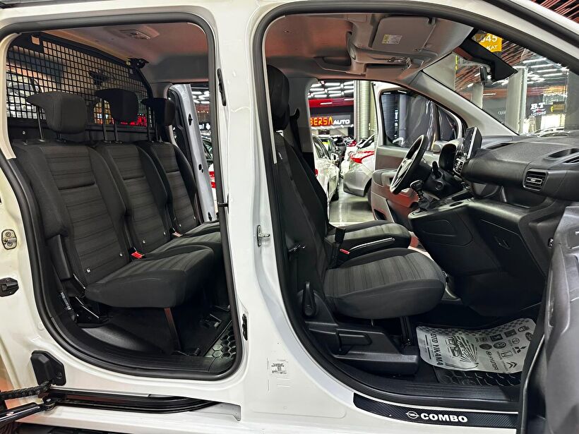 2023 Dizel Manuel Opel Combo Life Beyaz Polat Araç Dizayn Otomotiv İnşaat Sanayi Ve Ticaret Limited Şirketi