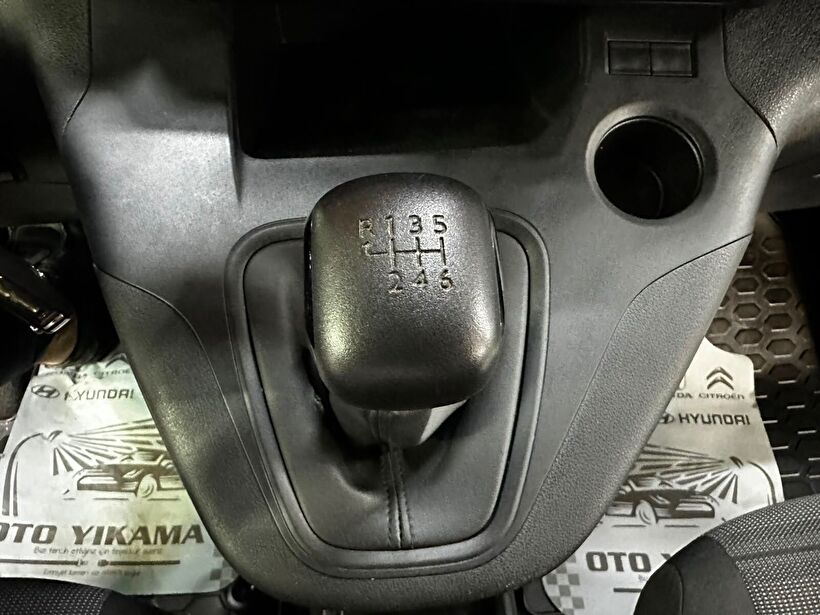 2023 Dizel Manuel Opel Combo Life Beyaz Polat Araç Dizayn Otomotiv İnşaat Sanayi Ve Ticaret Limited Şirketi