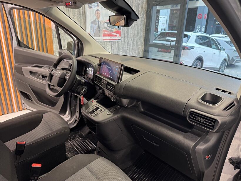 2025 Dizel Otomatik Toyota Proace City Gri Polat Araç Dizayn Otomotiv İnşaat Sanayi Ve Ticaret Limited Şirketi