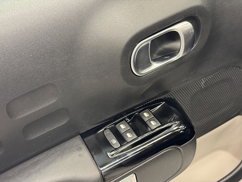 2021 Benzin Otomatik Citroen C3 Beyaz Polat Araç Dizayn Otomotiv İnşaat Sanayi Ve Ticaret Limited Şirketi