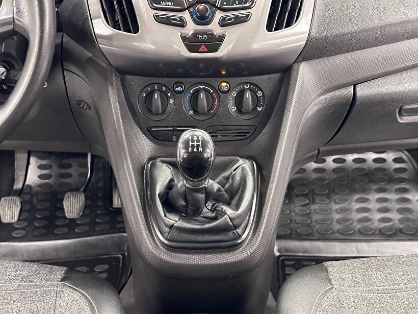 2015 Dizel Manuel Ford Tourneo Connect Beyaz Polat Araç Dizayn Otomotiv İnşaat Sanayi Ve Ticaret Limited Şirketi
