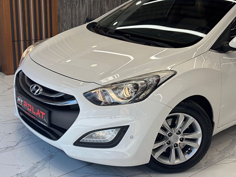 2014 Dizel Otomatik Hyundai i30 Beyaz Polat Araç Dizayn Otomotiv İnşaat Sanayi Ve Ticaret Limited Şirketi