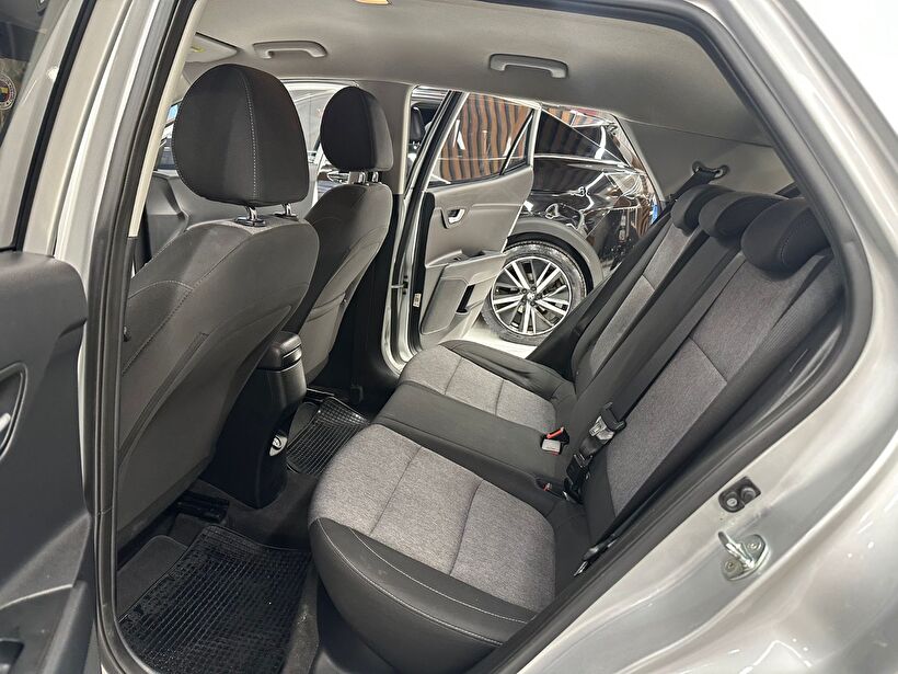 2023 Benzin Otomatik Kia Stonic Gri Polat Araç Dizayn Otomotiv İnşaat Sanayi Ve Ticaret Limited Şirketi