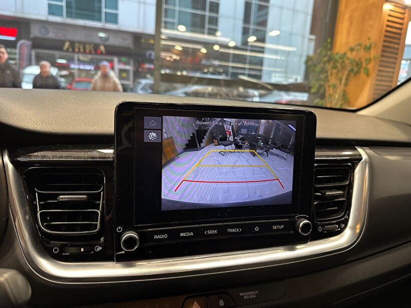 2023 Benzin Otomatik Kia Stonic Gri Polat Araç Dizayn Otomotiv İnşaat Sanayi Ve Ticaret Limited Şirketi