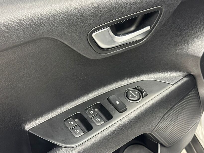 2023 Benzin Otomatik Kia Stonic Gri Polat Araç Dizayn Otomotiv İnşaat Sanayi Ve Ticaret Limited Şirketi