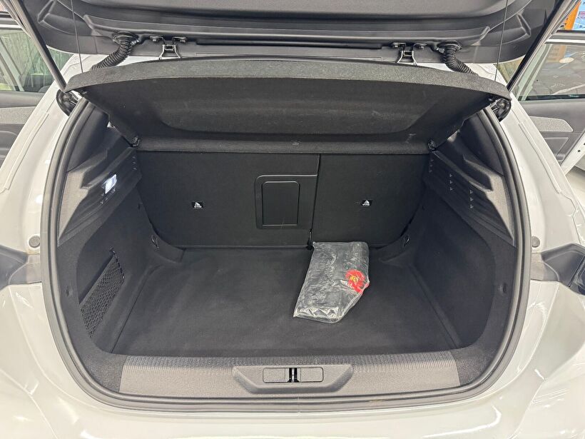 2024 Benzin Otomatik Peugeot 308 Beyaz Polat Araç Dizayn Otomotiv İnşaat Sanayi Ve Ticaret Limited Şirketi