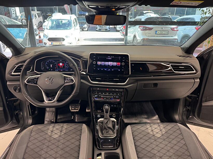 2022 Benzin Otomatik Volkswagen T-Roc Gri Polat Araç Dizayn Otomotiv İnşaat Sanayi Ve Ticaret Limited Şirketi