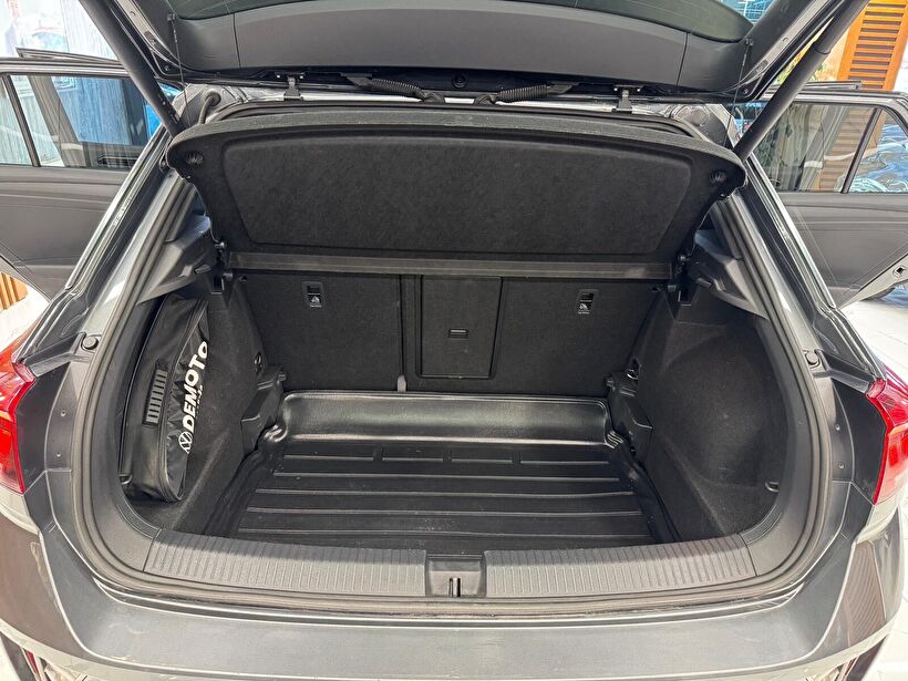 2022 Benzin Otomatik Volkswagen T-Roc Gri Polat Araç Dizayn Otomotiv İnşaat Sanayi Ve Ticaret Limited Şirketi