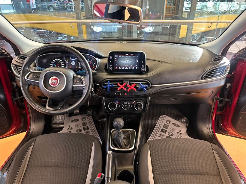 2016 Benzin Manuel Fiat Egea Kırmızı Polat Araç Dizayn Otomotiv İnşaat Sanayi Ve Ticaret Limited Şirketi