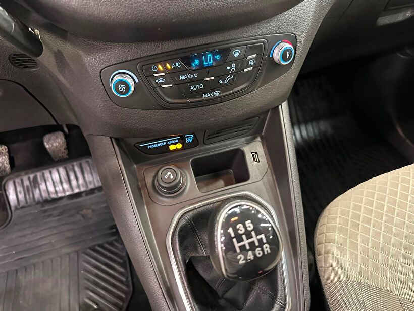 2023 Dizel Manuel Ford Tourneo Courier Beyaz Polat Araç Dizayn Otomotiv İnşaat Sanayi Ve Ticaret Limited Şirketi