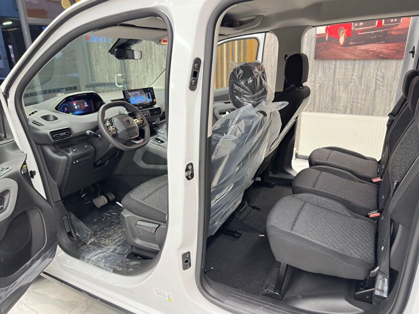 2025 Dizel Otomatik Peugeot Rifter Beyaz Polat Araç Dizayn Otomotiv İnşaat Sanayi Ve Ticaret Limited Şirketi