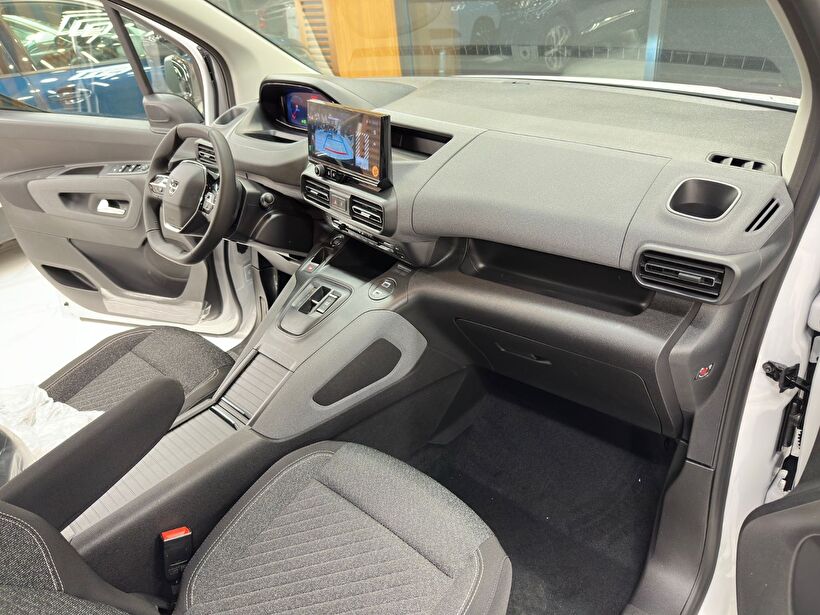 2025 Dizel Otomatik Peugeot Rifter Beyaz Polat Araç Dizayn Otomotiv İnşaat Sanayi Ve Ticaret Limited Şirketi