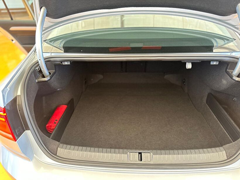 2021 Benzin Otomatik Volkswagen Passat Gri Polat Araç Dizayn Otomotiv İnşaat Sanayi Ve Ticaret Limited Şirketi