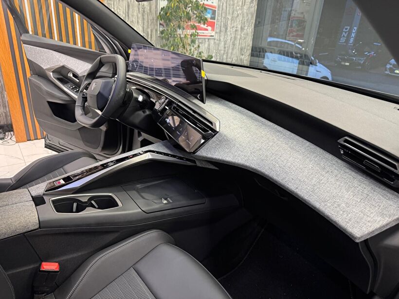 2024 Benzin Otomatik Peugeot 3008 Füme Polat Araç Dizayn Otomotiv İnşaat Sanayi Ve Ticaret Limited Şirketi