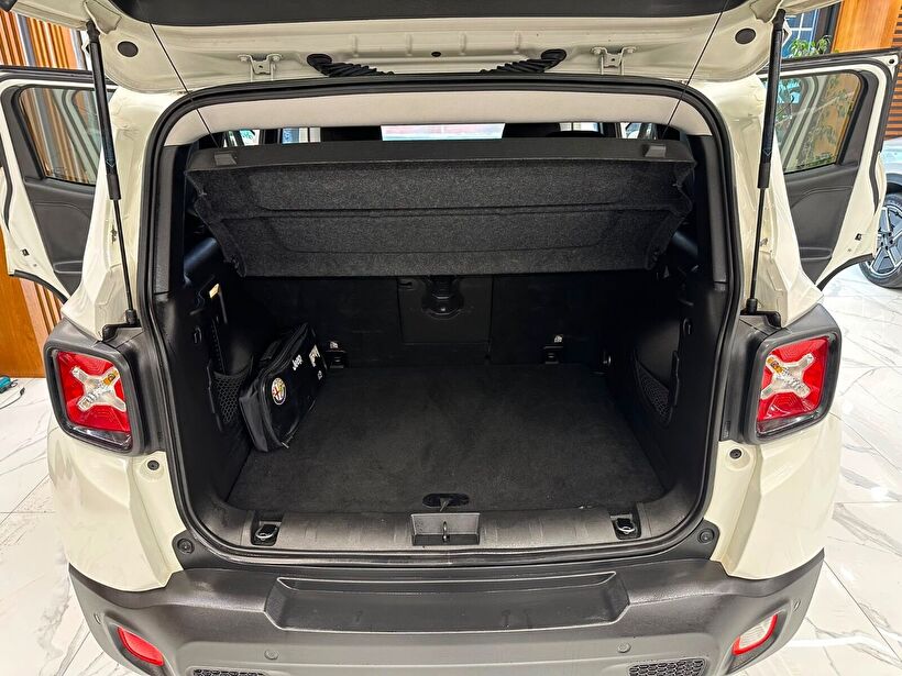 2018 Dizel Otomatik Jeep Renegade Beyaz Polat Araç Dizayn Otomotiv İnşaat Sanayi Ve Ticaret Limited Şirketi