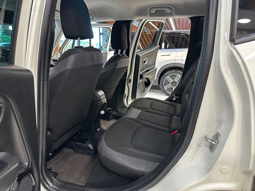 2018 Dizel Otomatik Jeep Renegade Beyaz Polat Araç Dizayn Otomotiv İnşaat Sanayi Ve Ticaret Limited Şirketi