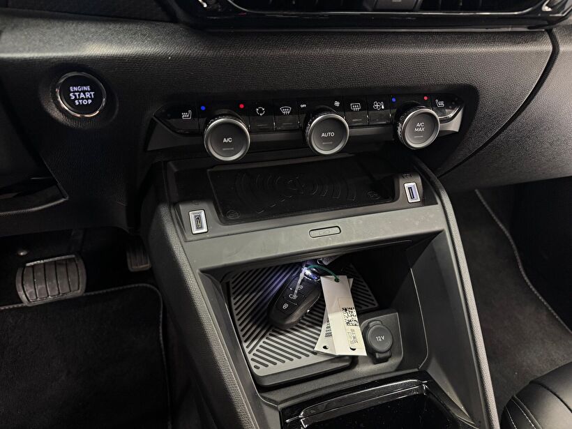 2025 Benzin Otomatik Citroen C4 X Beyaz Polat Araç Dizayn Otomotiv İnşaat Sanayi Ve Ticaret Limited Şirketi