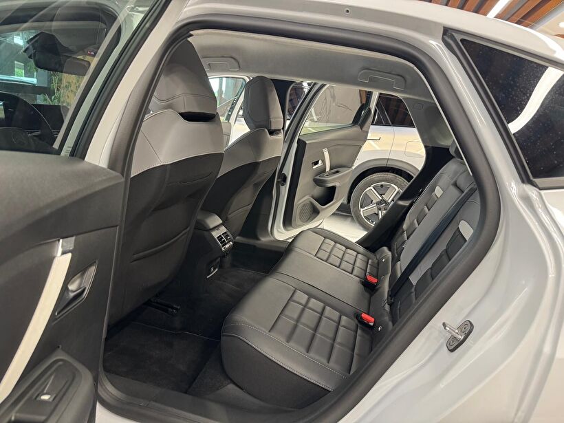 2025 Benzin Otomatik Citroen C4 X Beyaz Polat Araç Dizayn Otomotiv İnşaat Sanayi Ve Ticaret Limited Şirketi
