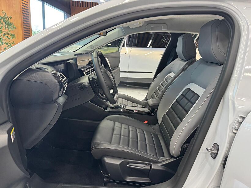 2025 Benzin Otomatik Citroen C4 X Beyaz Polat Araç Dizayn Otomotiv İnşaat Sanayi Ve Ticaret Limited Şirketi
