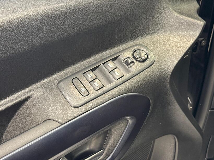 2024 Dizel Otomatik Fiat Doblo Siyah Polat Araç Dizayn Otomotiv İnşaat Sanayi Ve Ticaret Limited Şirketi