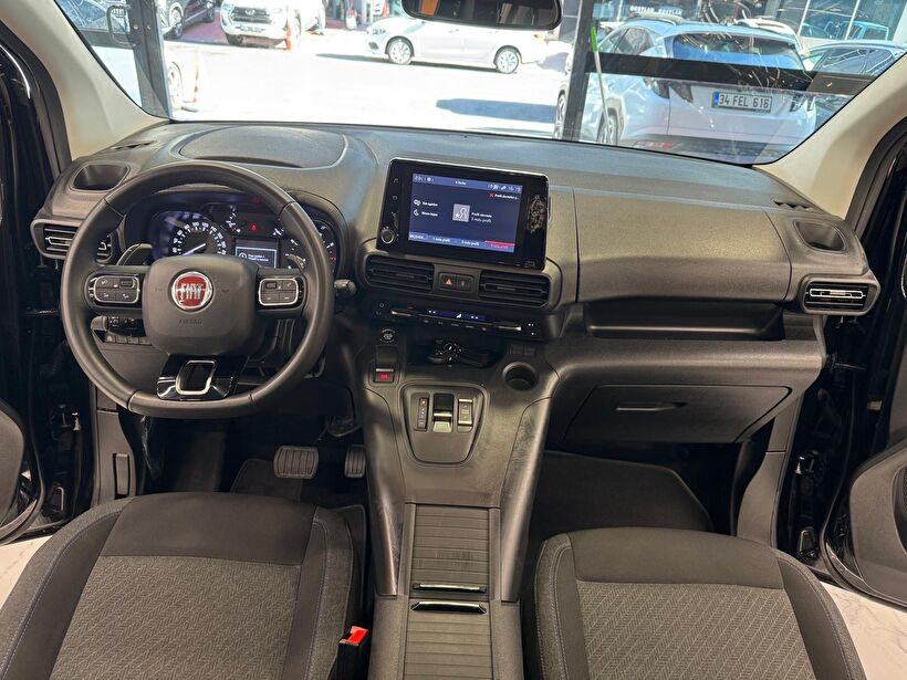 2024 Dizel Otomatik Fiat Doblo Siyah Polat Araç Dizayn Otomotiv İnşaat Sanayi Ve Ticaret Limited Şirketi