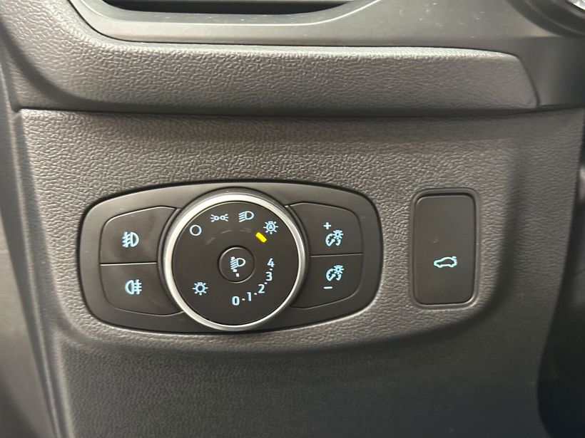 2025 Dizel Otomatik Ford Focus Mavi Polat Araç Dizayn Otomotiv İnşaat Sanayi Ve Ticaret Limited Şirketi