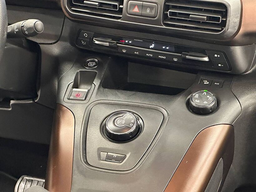 2022 Dizel Otomatik Peugeot Rifter Gri Polat Araç Dizayn Otomotiv İnşaat Sanayi Ve Ticaret Limited Şirketi