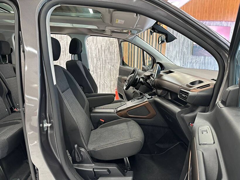 2022 Dizel Otomatik Peugeot Rifter Gri Polat Araç Dizayn Otomotiv İnşaat Sanayi Ve Ticaret Limited Şirketi