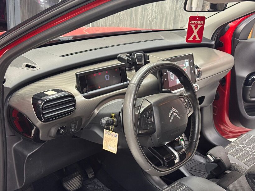 2017 Benzin Otomatik Citroen C4 Kırmızı Polat Araç Dizayn Otomotiv İnşaat Sanayi Ve Ticaret Limited Şirketi