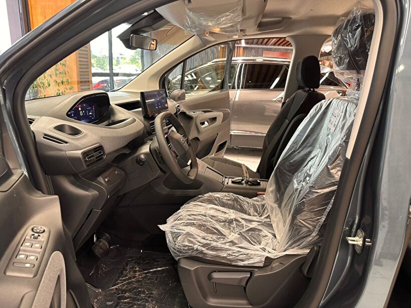 2024 Dizel Otomatik Peugeot Rifter Mavi Polat Araç Dizayn Otomotiv İnşaat Sanayi Ve Ticaret Limited Şirketi