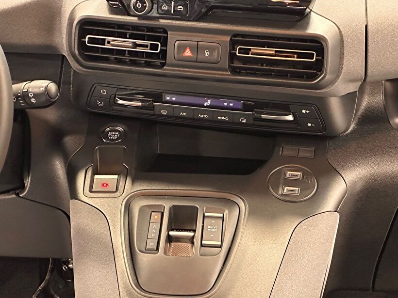 2024 Dizel Otomatik Peugeot Rifter Mavi Polat Araç Dizayn Otomotiv İnşaat Sanayi Ve Ticaret Limited Şirketi