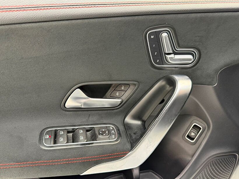2022 Benzin Otomatik Mercedes-Benz CLA Gri Polat Araç Dizayn Otomotiv İnşaat Sanayi Ve Ticaret Limited Şirketi