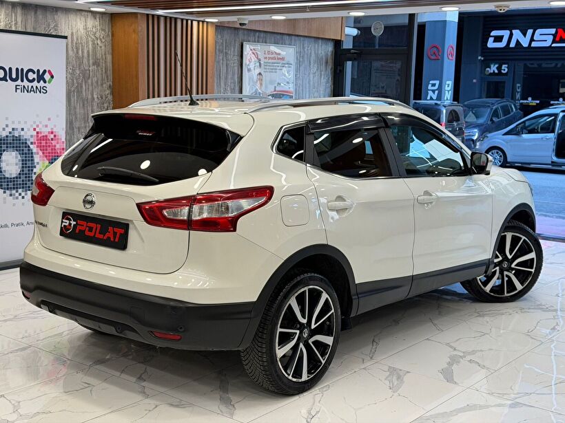 2015 Dizel Otomatik Nissan Qashqai Beyaz Polat Araç Dizayn Otomotiv İnşaat Sanayi Ve Ticaret Limited Şirketi