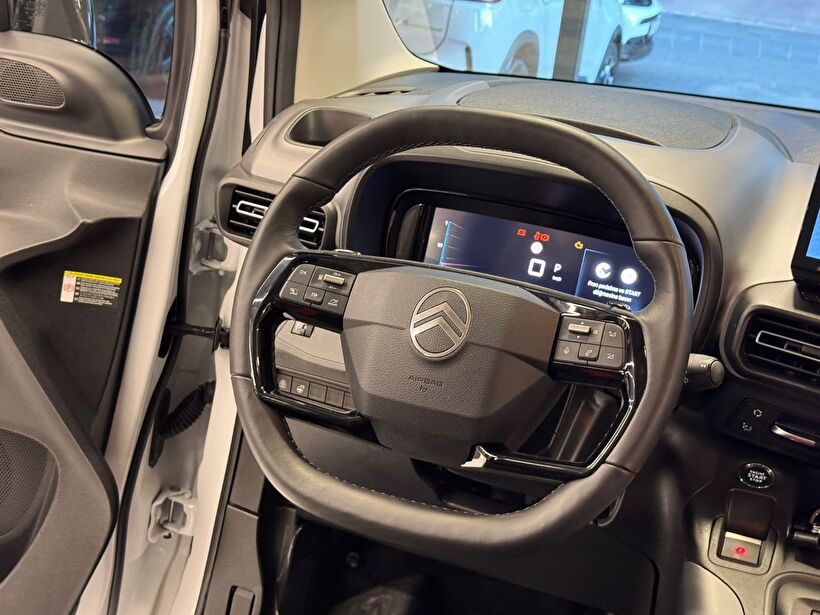 2025 Dizel Otomatik Citroen Berlingo Beyaz Polat Araç Dizayn Otomotiv İnşaat Sanayi Ve Ticaret Limited Şirketi