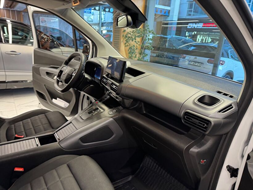 2025 Dizel Otomatik Citroen Berlingo Beyaz Polat Araç Dizayn Otomotiv İnşaat Sanayi Ve Ticaret Limited Şirketi