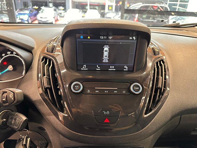 2018 Dizel Manuel Ford Tourneo Courier Kırmızı Polat Araç Dizayn Otomotiv İnşaat Sanayi Ve Ticaret Limited Şirketi